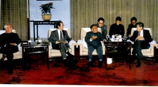 杨振宁.jpg