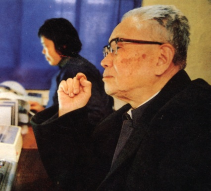 007方俊.jpg